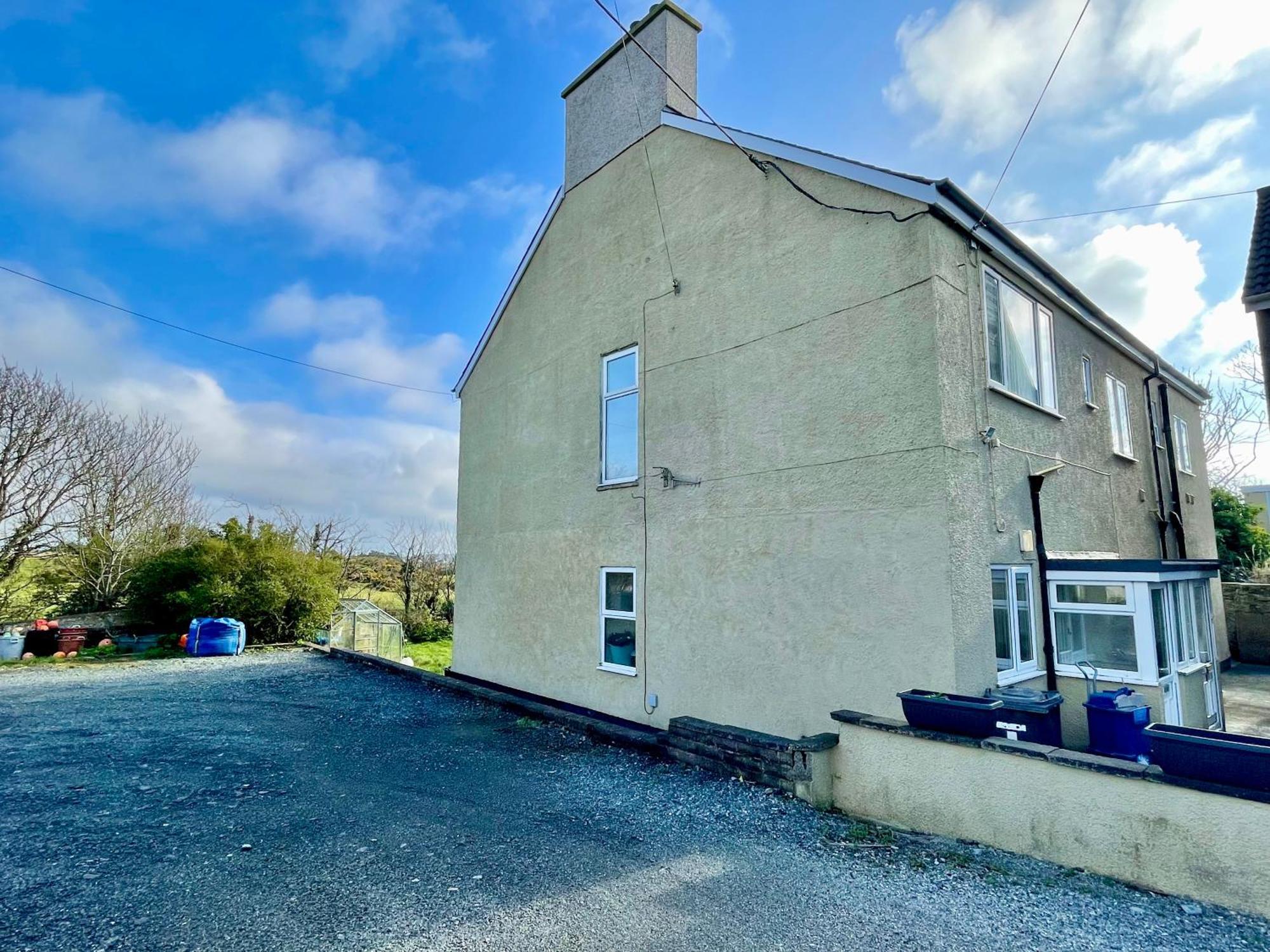 Clydfan Apartment Holyhead Exterior photo
