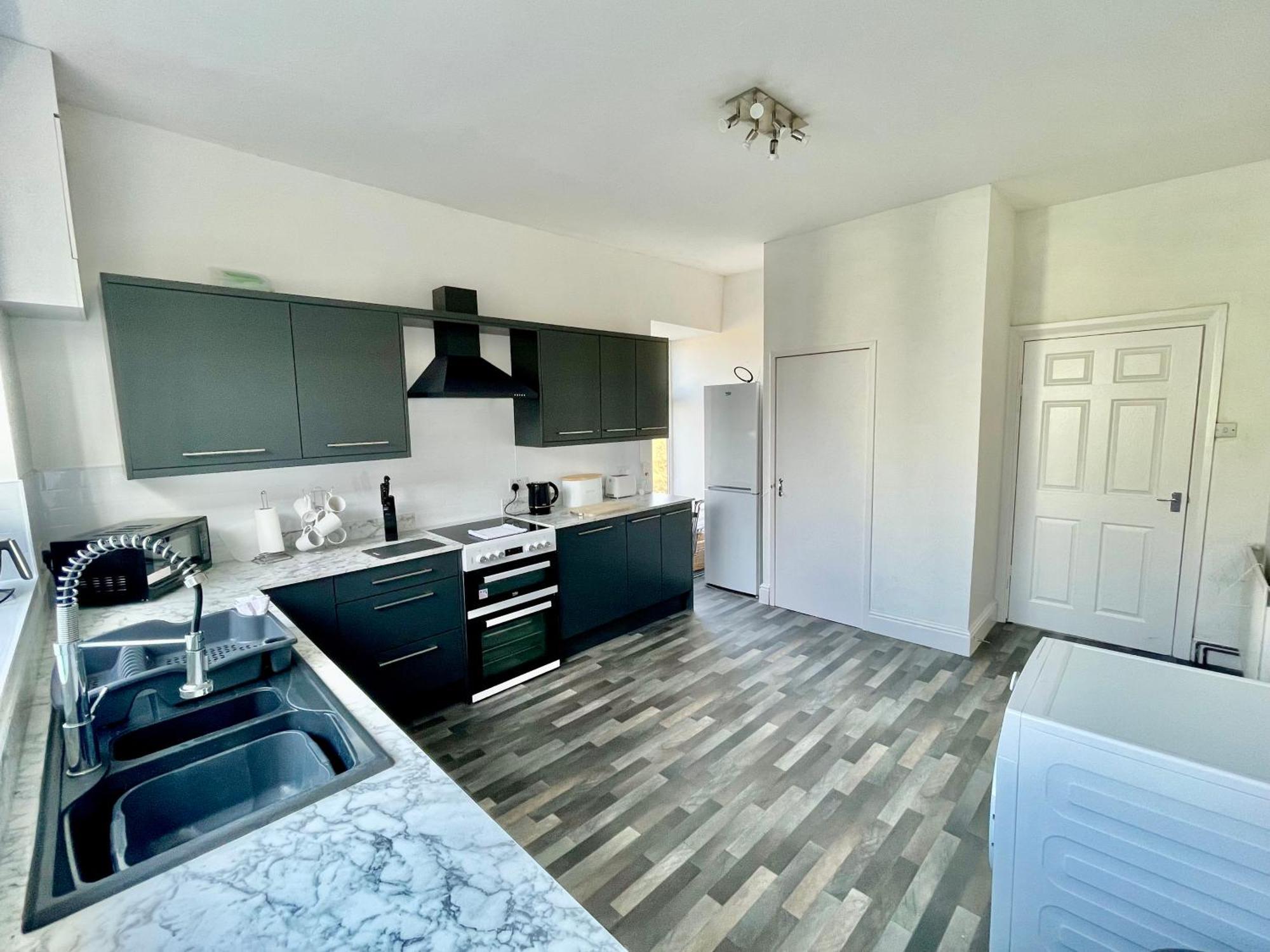 Clydfan Apartment Holyhead Exterior photo